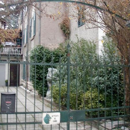 Girasole Grazioli 47 Panzió Trento Kültér fotó