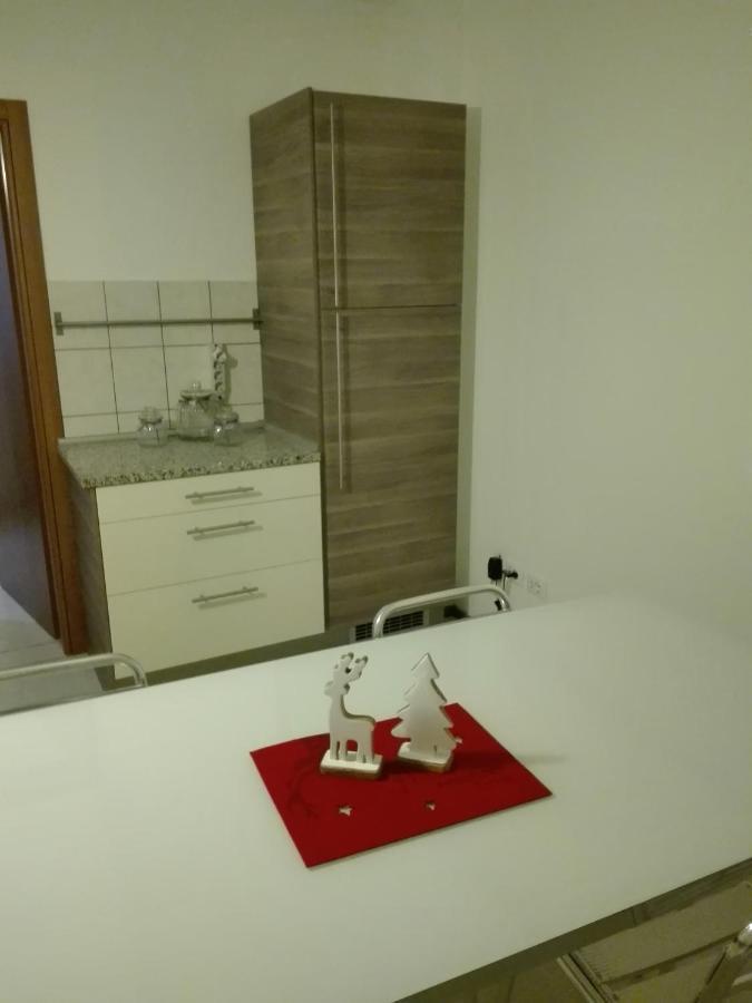 Girasole Grazioli 47 Panzió Trento Kültér fotó